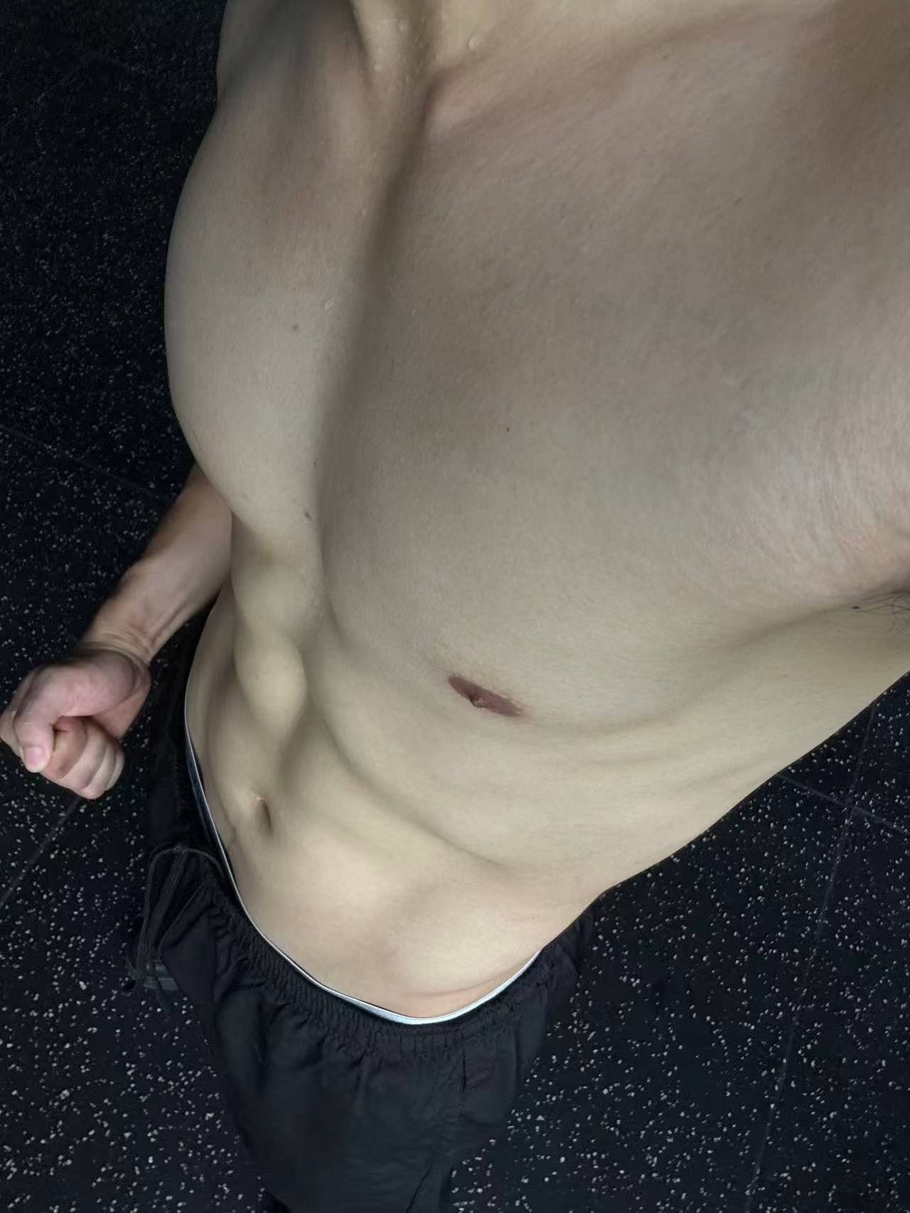 核心线条｜精瘦健美体型