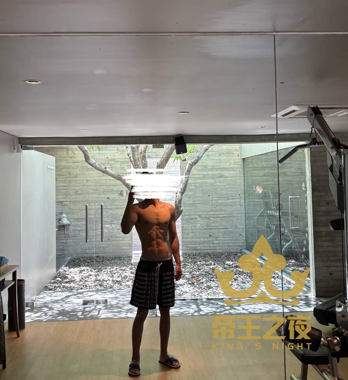 小爹系男友 Markos